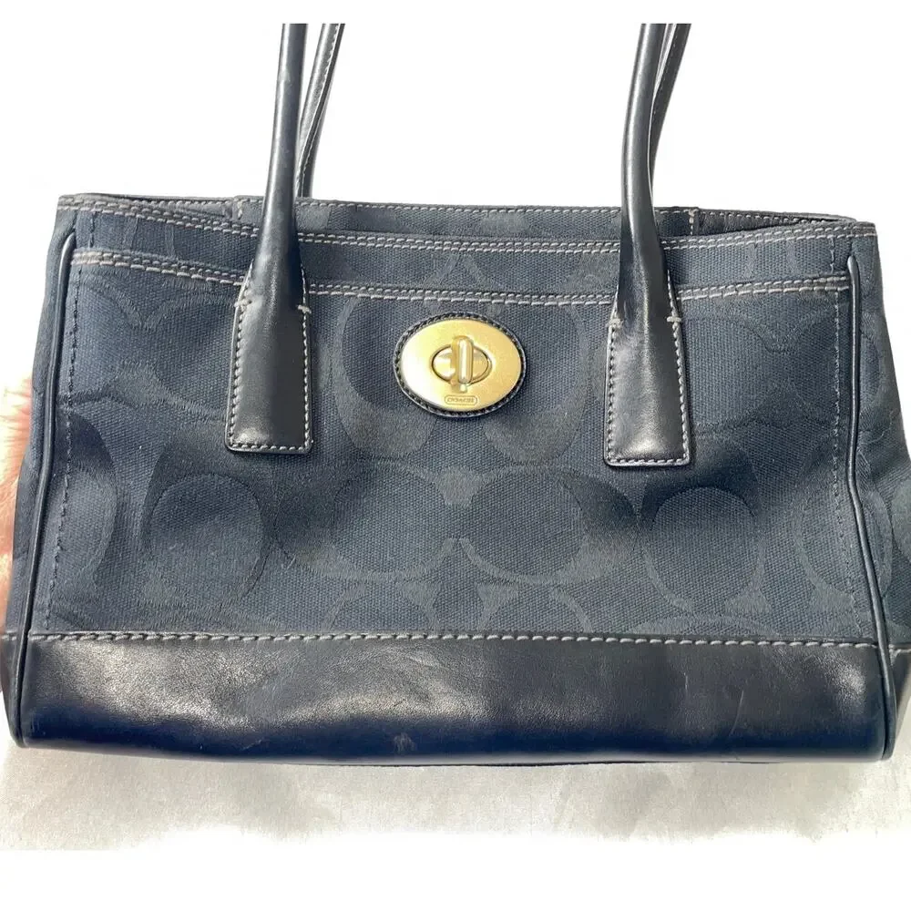 Vintage Coach Hamptons Signature Madeline Purse - Style #11557